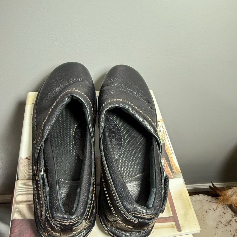Born Women’s Size 10 Black Leather Slip-On Shoes - Picture 9 of 15